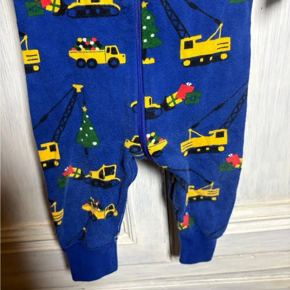 Hanna Andersson‎ Blue Christmas Construction Sleeper Pajamas Organic Cotton